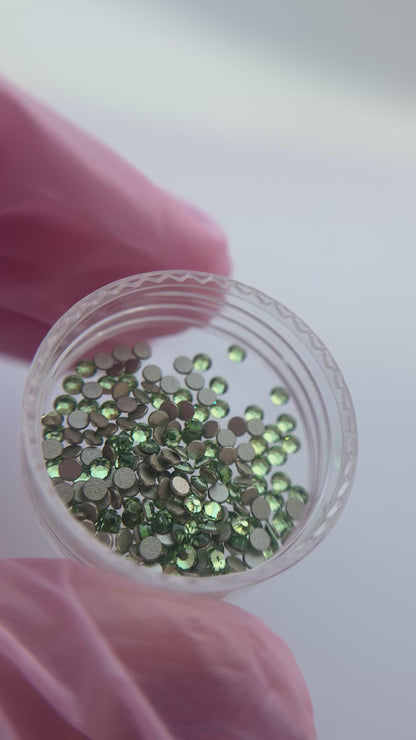 Swarovski® Redondo- Peridot 2000,2058,2088