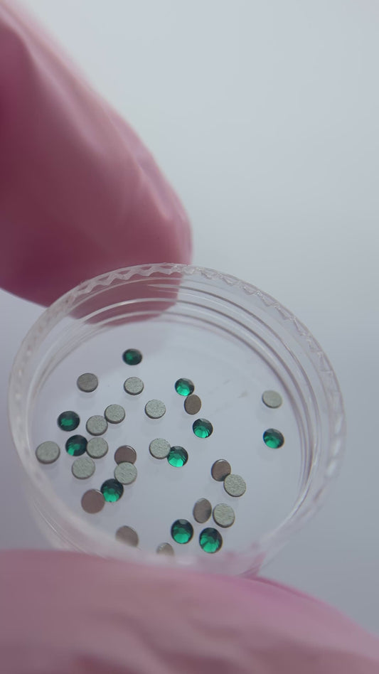 Swarovski® Redondo- Esmerald 2000,2058,2088