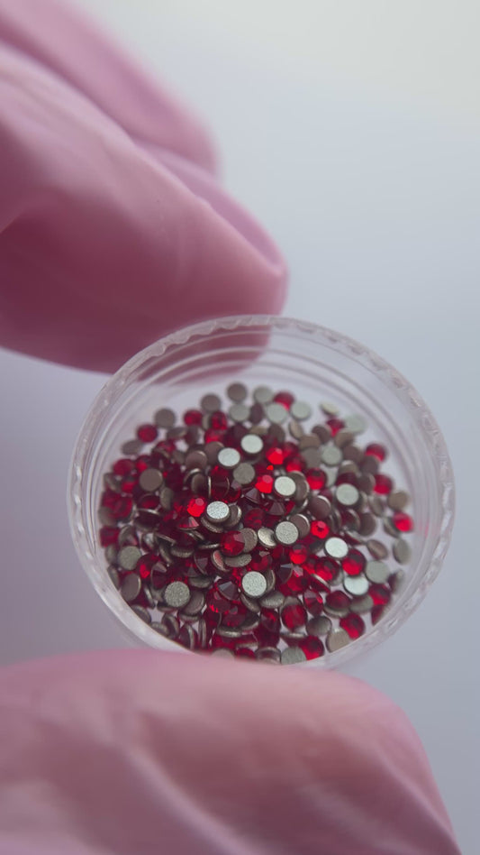 Swarovski® Redondo- Light Siam 2000,2058,2088